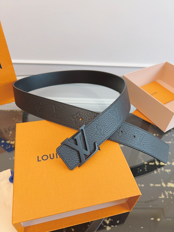 ルイヴィトンベルト角部分ディテール